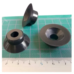 Empaques cónicos de nylon para vidrios templados de cancha de pádel